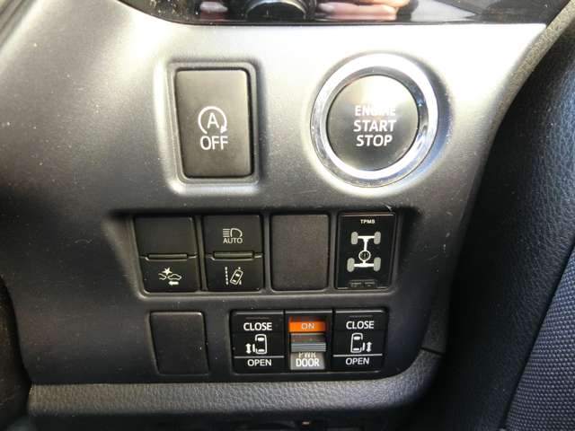 トヨタ ヴォクシー ２．０ ＺＳ 煌ＩＩ H28年 (中国) 99