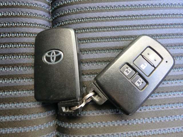 トヨタ ヴォクシー ２．０ ＺＳ 煌ＩＩ H28年 (中国) 99