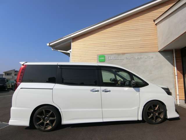 トヨタ ヴォクシー ２．０ ＺＳ 煌ＩＩ H28年 (中国) 99