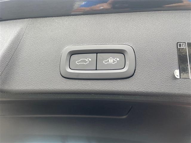 ボルボ ＸＣ４０ Ｂ４ ＡＷＤ インスクリプション ４ＷＤ R3年 (東北) 99