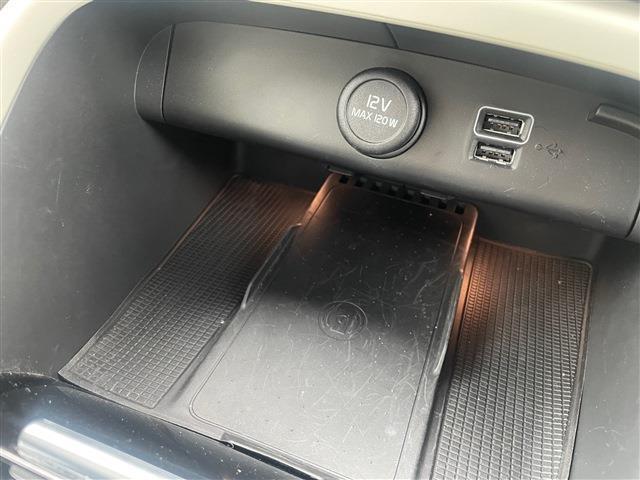 ボルボ ＸＣ４０ Ｂ４ ＡＷＤ インスクリプション ４ＷＤ R3年 (東北) 99