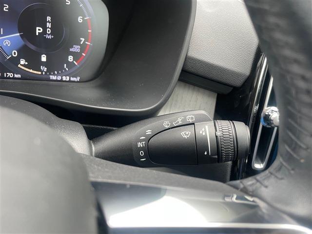 ボルボ ＸＣ４０ Ｂ４ ＡＷＤ インスクリプション ４ＷＤ R3年 (東北) 99