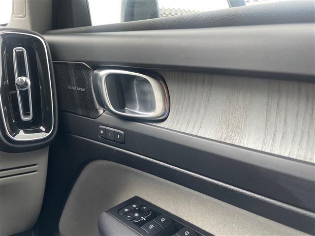 ボルボ ＸＣ４０ Ｂ４ ＡＷＤ インスクリプション ４ＷＤ R3年 (東北) 99