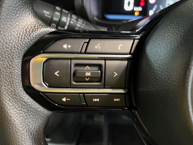 スズキ スペーシア ６６０ ハイブリッド Ｘ ４ＷＤ R7年 (北海道) 99