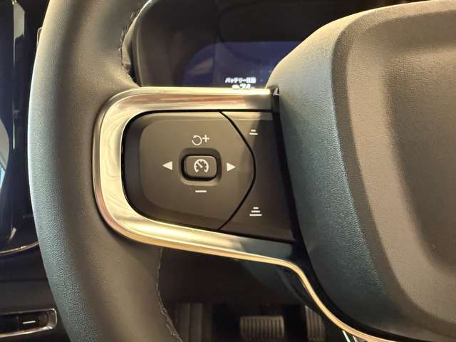 ボルボ Ｃ４０ リチャージ　プラス　シングルモーター R4年 (関東) 99