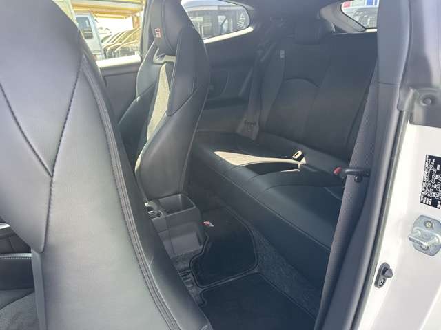 トヨタ ＧＲヤリス １．６ ＲＺ ハイ パフォーマンス ＧＲ－ＤＡＴ ４ＷＤ R6年 (東海) 99