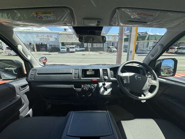 マツダ ボンゴブローニィバン ２．８ ＧＬ ディーゼルターボ ４ＷＤ R7年 (東海) 99