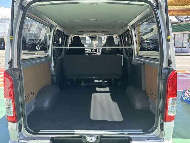 マツダ ボンゴブローニィバン ２．８ ＧＬ ディーゼルターボ ４ＷＤ R7年 (東海) 99