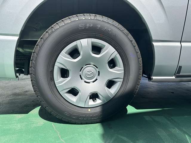 マツダ ボンゴブローニィバン ２．８ ＧＬ ディーゼルターボ ４ＷＤ R7年 (東海) 99