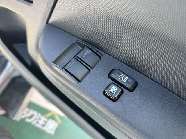 マツダ ボンゴブローニィバン ２．８ ＧＬ ディーゼルターボ ４ＷＤ R7年 (東海) 99