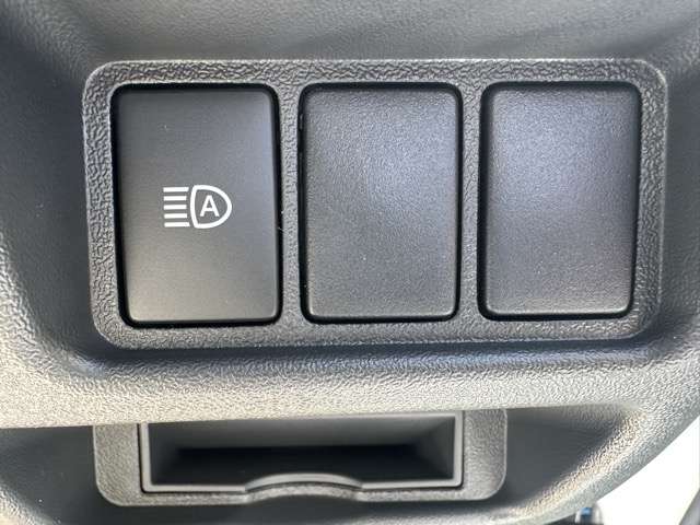 マツダ ボンゴブローニィバン ２．８ ＧＬ ディーゼルターボ ４ＷＤ R7年 (東海) 99