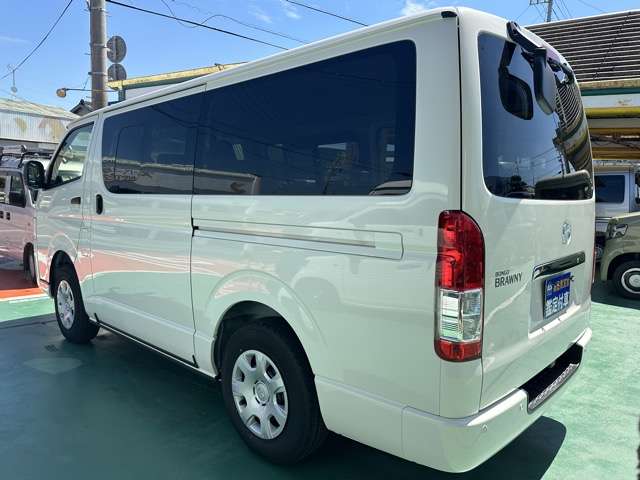 マツダ ボンゴブローニィバン ２．８ ＧＬ ディーゼルターボ ４ＷＤ R7年 (東海) 99