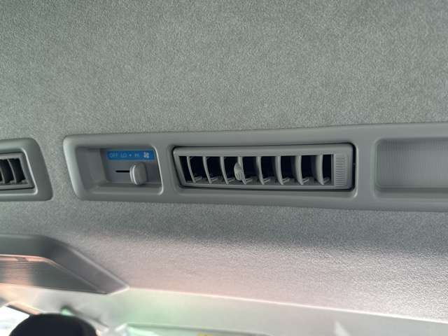 マツダ ボンゴブローニィバン ２．８ ＧＬ ディーゼルターボ ４ＷＤ R7年 (東海) 99