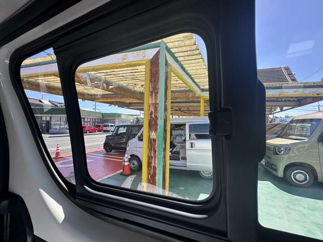 マツダ ボンゴブローニィバン ２．８ ＧＬ ディーゼルターボ ４ＷＤ R7年 (東海) 99