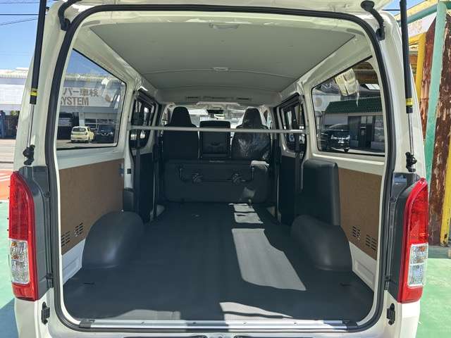 マツダ ボンゴブローニィバン ２．８ ＧＬ ディーゼルターボ ４ＷＤ R7年 (東海) 99