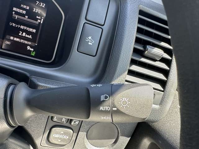 マツダ ボンゴブローニィバン ２．８ ＧＬ ディーゼルターボ ４ＷＤ R7年 (東海) 99