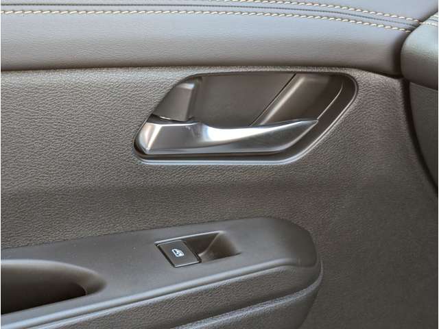 日産 セレナ ２．０ ハイウェイスターＶ R7年 (関東) 99