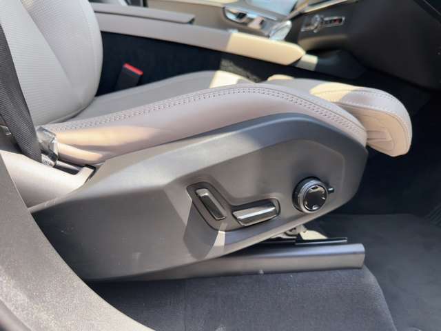 ボルボ ＸＣ９０ ウルトラ Ｂ５ ＡＷＤ ４ＷＤ R7年 (東北) 99