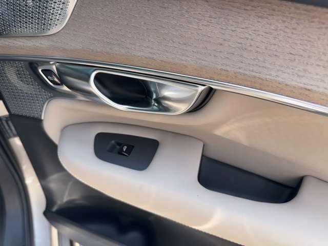 ボルボ ＸＣ９０ ウルトラ Ｂ５ ＡＷＤ ４ＷＤ R7年 (東北) 99