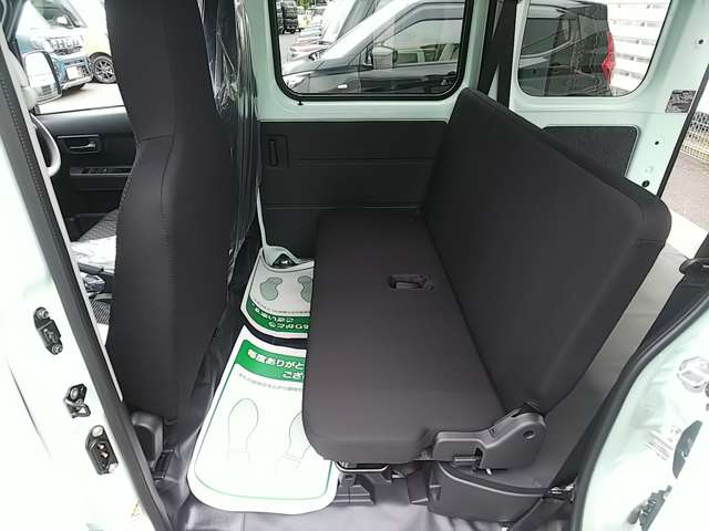 ダイハツ ハイゼットカーゴ ６６０ デラックス R7年 (関東) 99