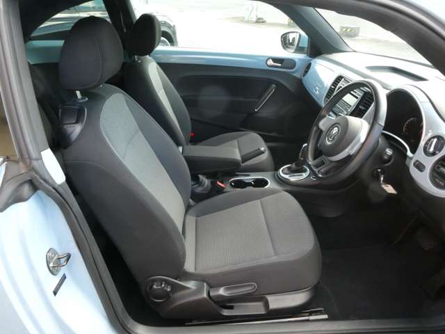 フォルクスワーゲン ザ　ビートル デザイン H25年 (関東) 99