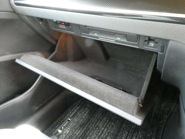 フォルクスワーゲン ゴルフ ＴＳＩ　ハイライン H26年 (関東) 99