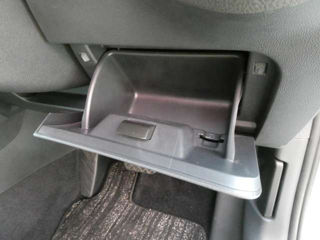 フォルクスワーゲン ゴルフ ＴＳＩ　ハイライン H26年 (関東) 99