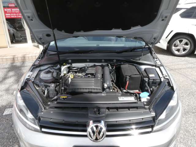 フォルクスワーゲン ゴルフ ＴＳＩ　ハイライン H26年 (関東) 99