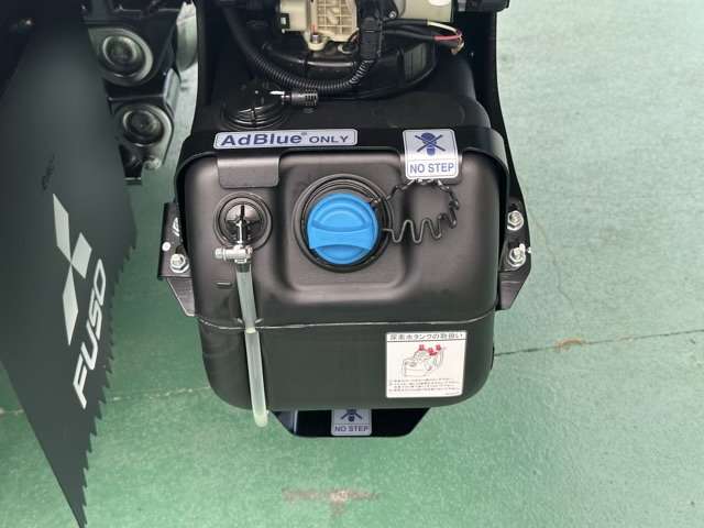 三菱フソウ キャンター ３．０ ダブルキャブ 全低床 ディーゼルターボ R7年 (東海) 99