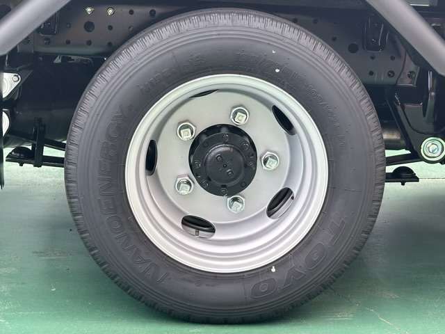 三菱フソウ キャンター ３．０ ダブルキャブ 全低床 ディーゼルターボ R7年 (東海) 99