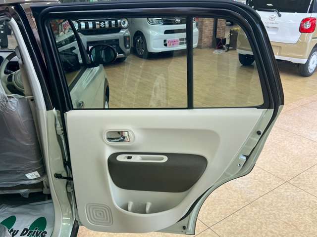 スズキ アルトラパン　ＬＣ ＬＣ ６６０ Ｘ ４ＷＤ R7年 (北海道) 99