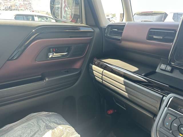 スズキ スペーシア ６６０ カスタム ハイブリッド ＸＳ R7年 (東海) 99