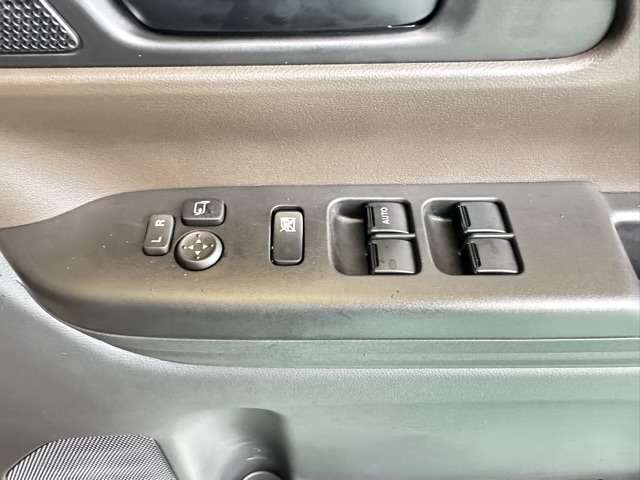 スズキ スペーシア ６６０ ハイブリッド Ｘ R7年 (東海) 99