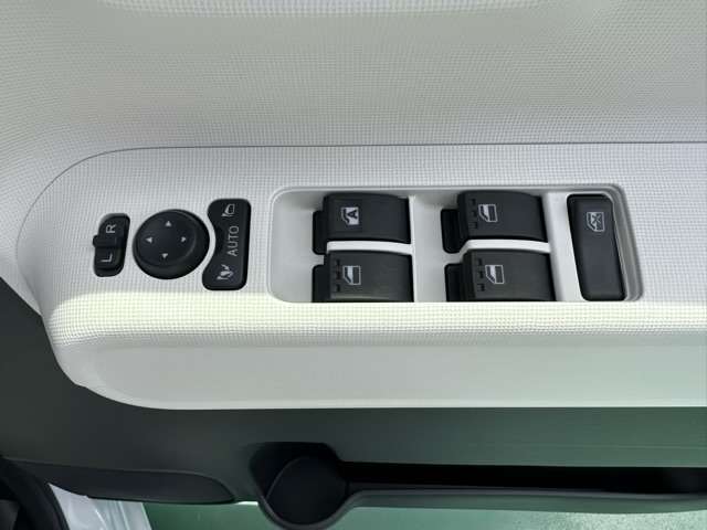 ダイハツ ムーヴ　キャンバス ６６０ ストライプス Ｇ R7年 (東海) 99