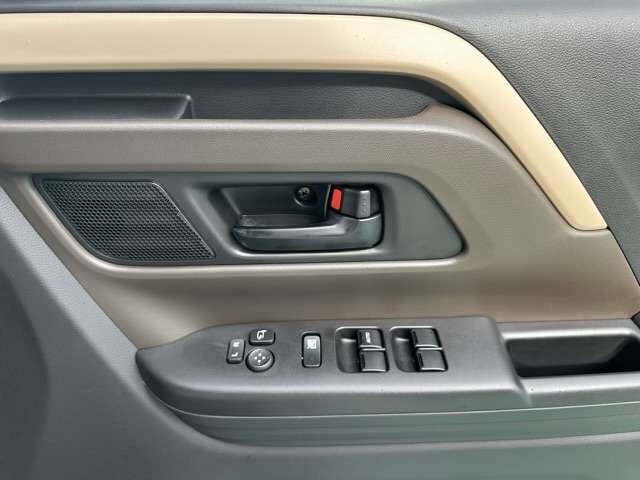 スズキ スペーシア ６６０ ハイブリッド Ｇ R7年 (東海) 99