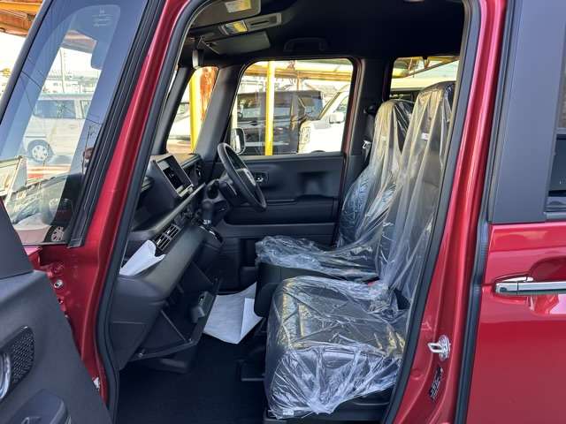 ホンダ Ｎ　ＢＯＸ カスタム ６６０ コーディネートスタイル ２トーン R6年 (東海) 99