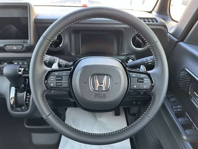 ホンダ Ｎ　ＢＯＸ カスタム ６６０ コーディネートスタイル ２トーン R6年 (東海) 99