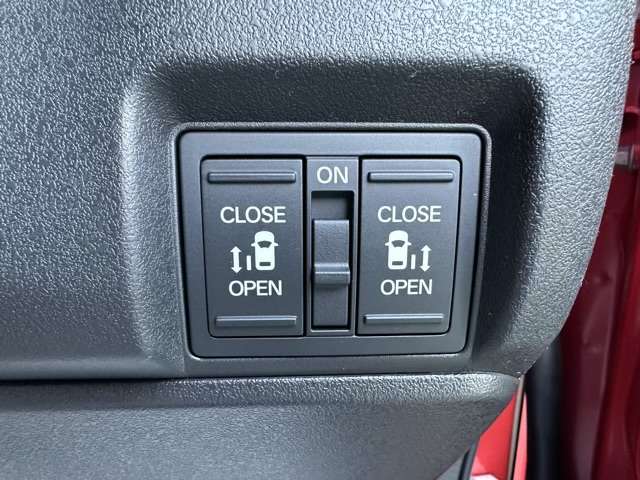 ホンダ Ｎ　ＢＯＸ カスタム ６６０ コーディネートスタイル ２トーン R6年 (東海) 99