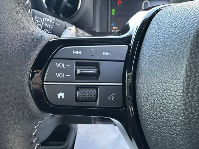 ホンダ Ｎ　ＢＯＸ カスタム ６６０ コーディネートスタイル ２トーン R6年 (東海) 99