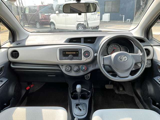 トヨタ ヴィッツ １．０ Ｆ H25年 (九州・沖縄) 99