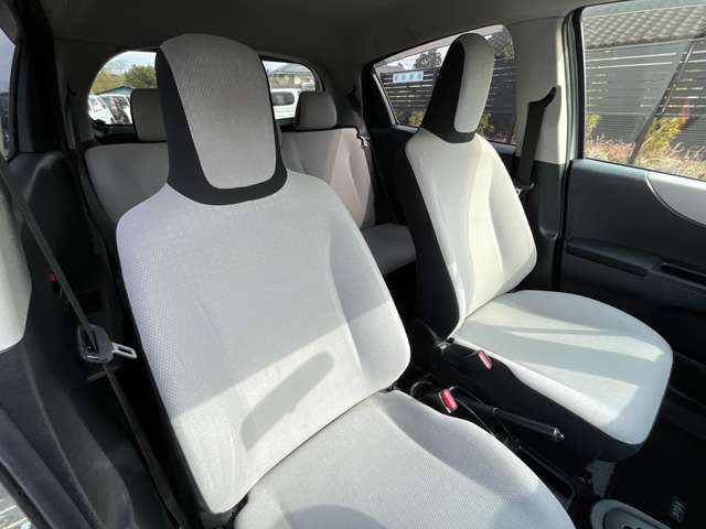 トヨタ ヴィッツ １．０ Ｆ H25年 (九州・沖縄) 99