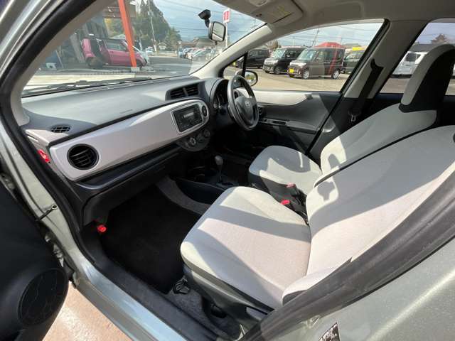 トヨタ ヴィッツ １．０ Ｆ H25年 (九州・沖縄) 99