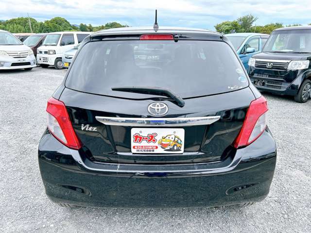 トヨタ ヴィッツ １．０ Ｆ H25年 (九州・沖縄) 99