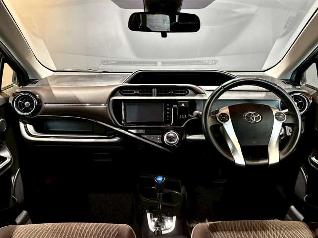 トヨタ アクア １．５ Ｇ H28年 (近畿) 99