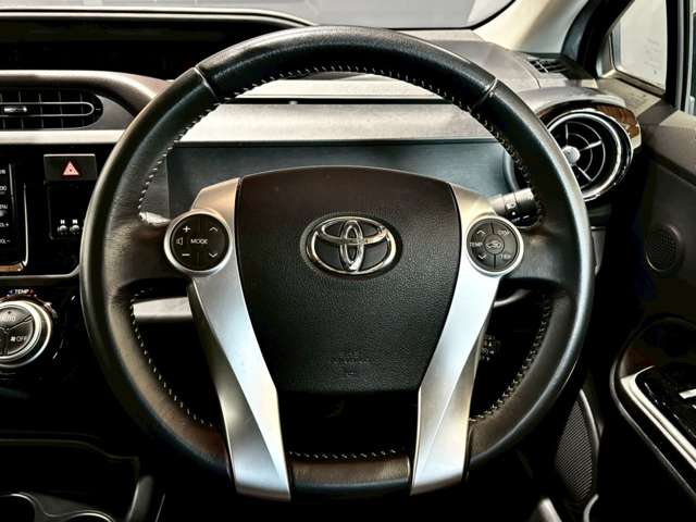 トヨタ アクア １．５ Ｇ H28年 (近畿) 99