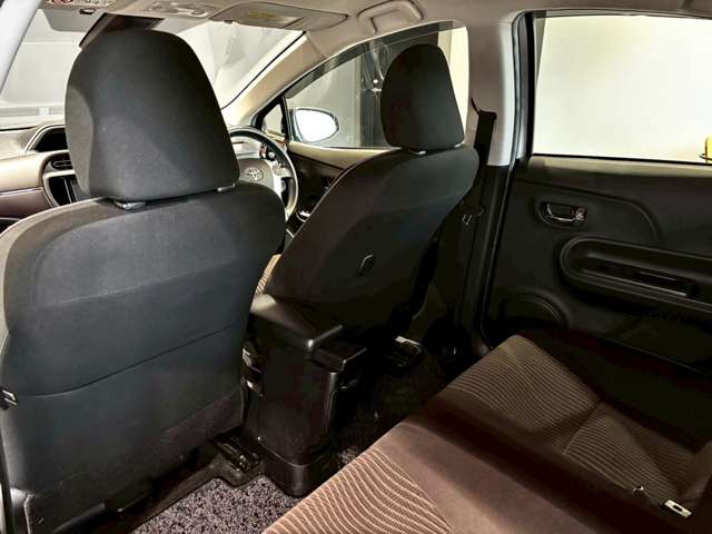 トヨタ アクア １．５ Ｇ H28年 (近畿) 99