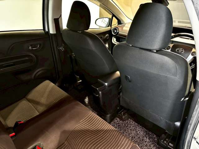 トヨタ アクア １．５ Ｇ H28年 (近畿) 99