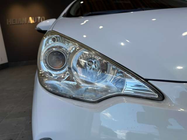 トヨタ アクア １．５ Ｓ H25年 (近畿) 99