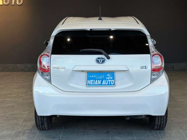 トヨタ アクア １．５ Ｓ H25年 (近畿) 99