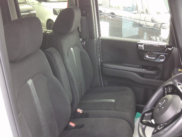 ホンダ Ｎ　ＢＯＸ カスタム ６６０ Ｌ R5年 (東北) 99